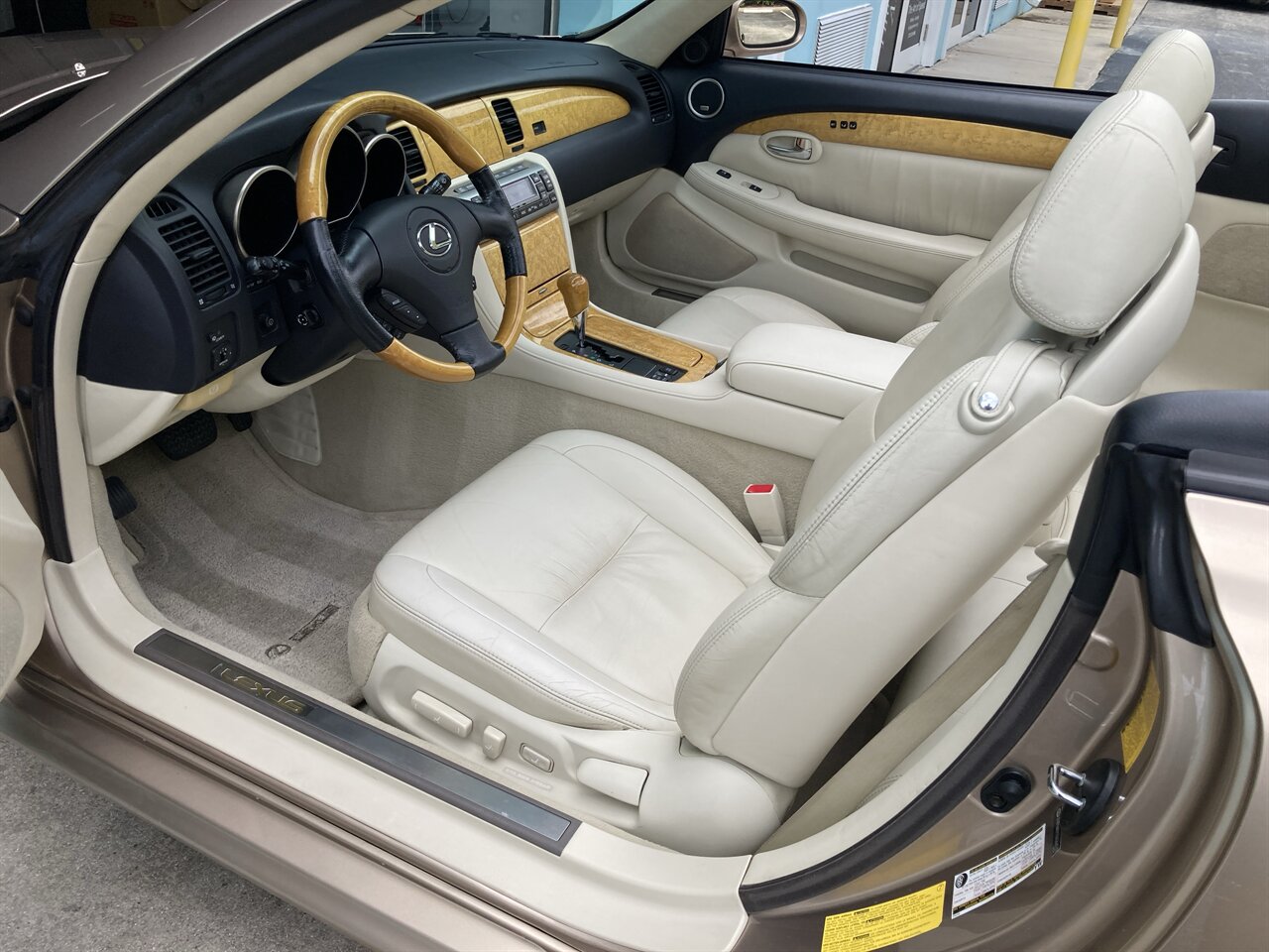 2005 Lexus SC 430   - Photo 14 - Stuart, FL 34997