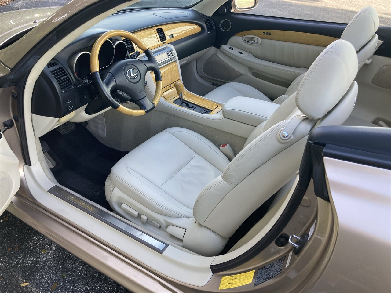 2004 Lexus SC 430 - Photo 14 - Stuart, FL 34997