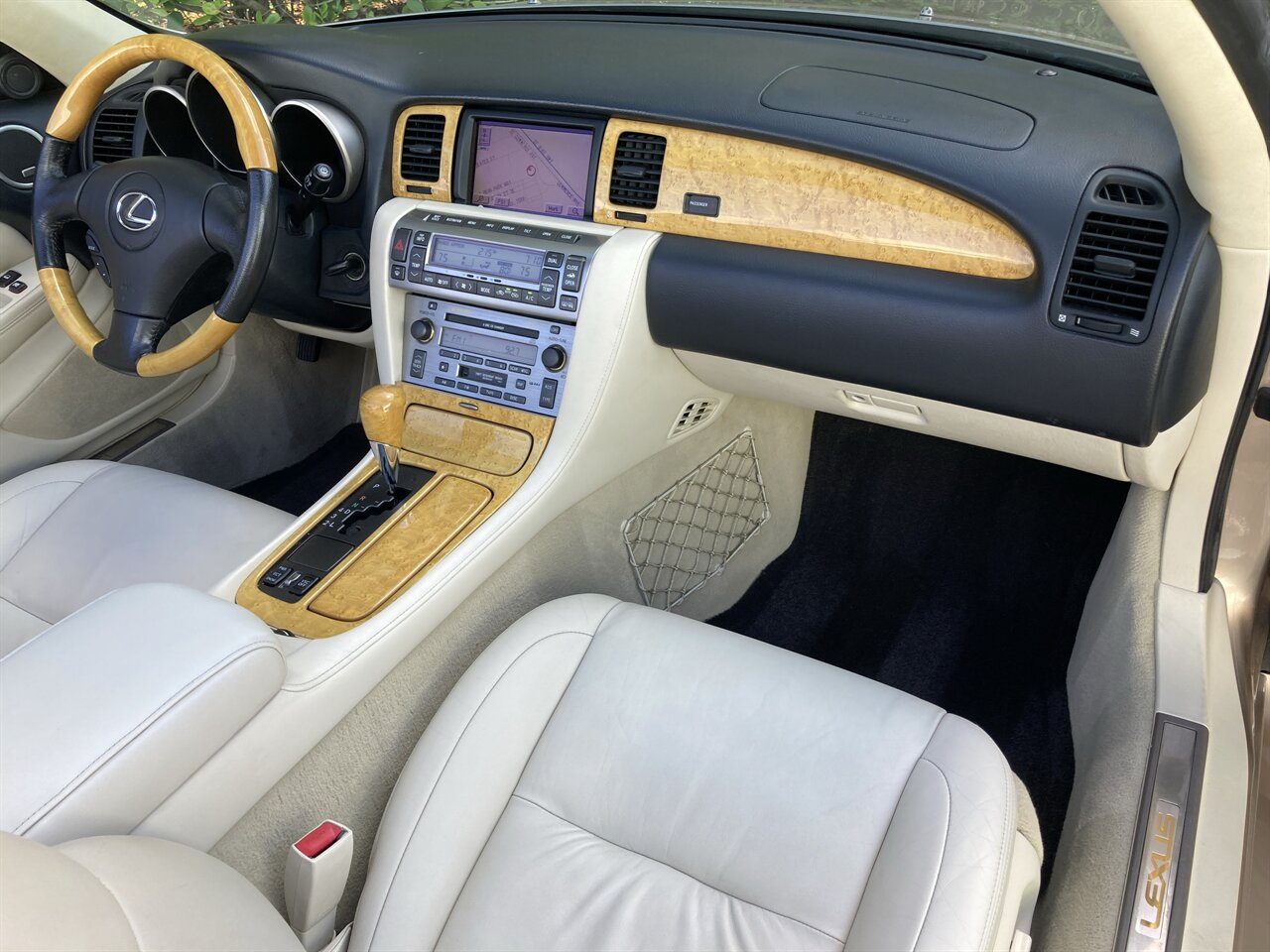 2004 Lexus SC 430 - Photo 19 - Stuart, FL 34997