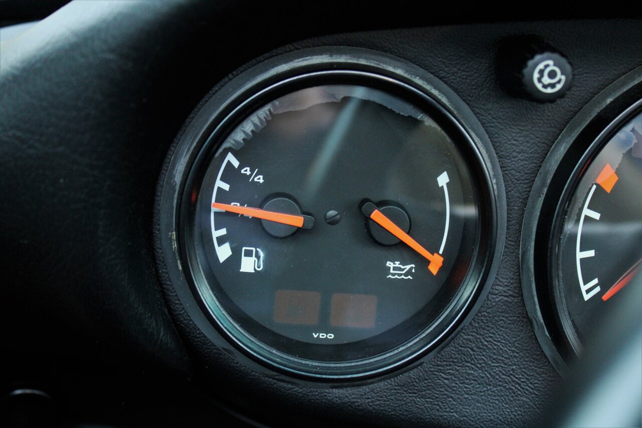 1992 Porsche 911 Carrera 2   - Photo 25 - Stuart, FL 34997