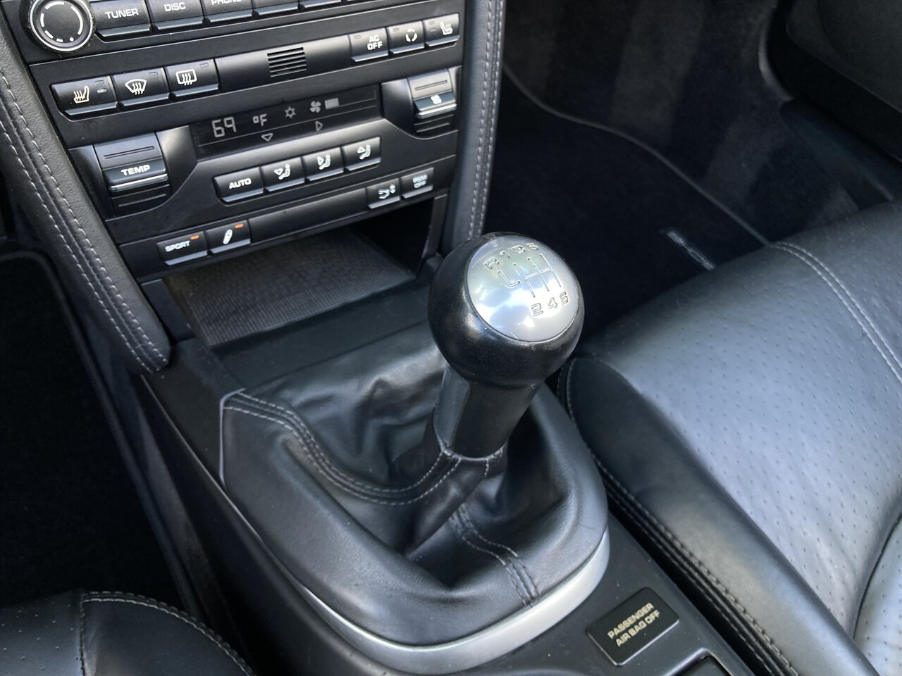 2009 Porsche 911 Carrera 4S 6 Speed Manual Transmission - Photo 25 - Stuart, FL 34997