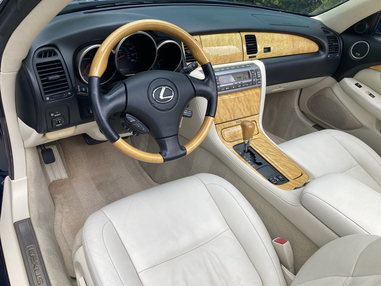 2003 Lexus SC 430   - Photo 18 - Stuart, FL 34997
