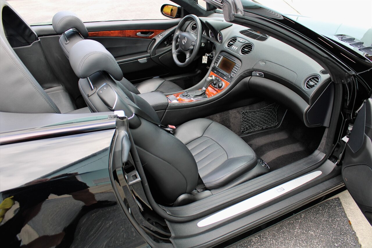 2006 Mercedes-Benz SL 55 AMG   - Photo 17 - Stuart, FL 34997