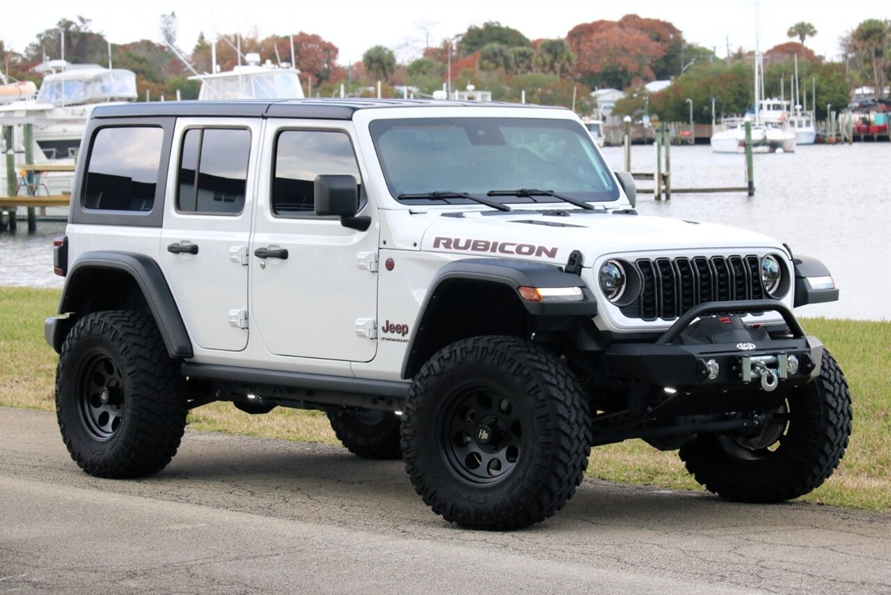 2024 Jeep Wrangler Rubicon   - Photo 4 - Stuart, FL 34997