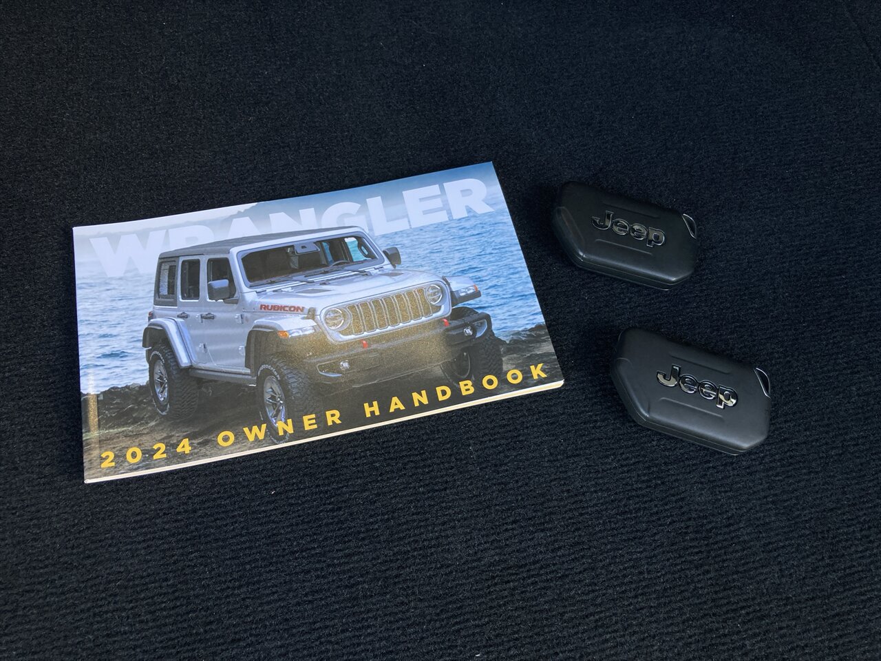 2024 Jeep Wrangler Rubicon   - Photo 38 - Stuart, FL 34997