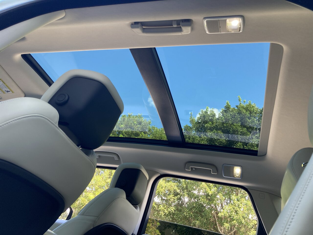 2020 Land Rover Range Rover Sport P525 HSE Dynamic   - Photo 2 - Stuart, FL 34997