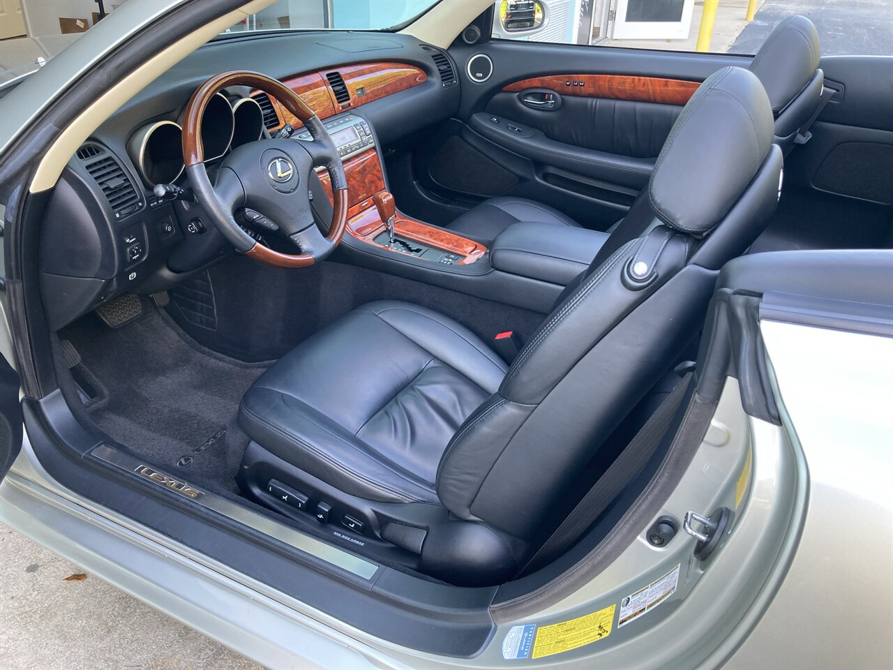 2005 Lexus SC 430 - Photo 14 - Stuart, FL 34997