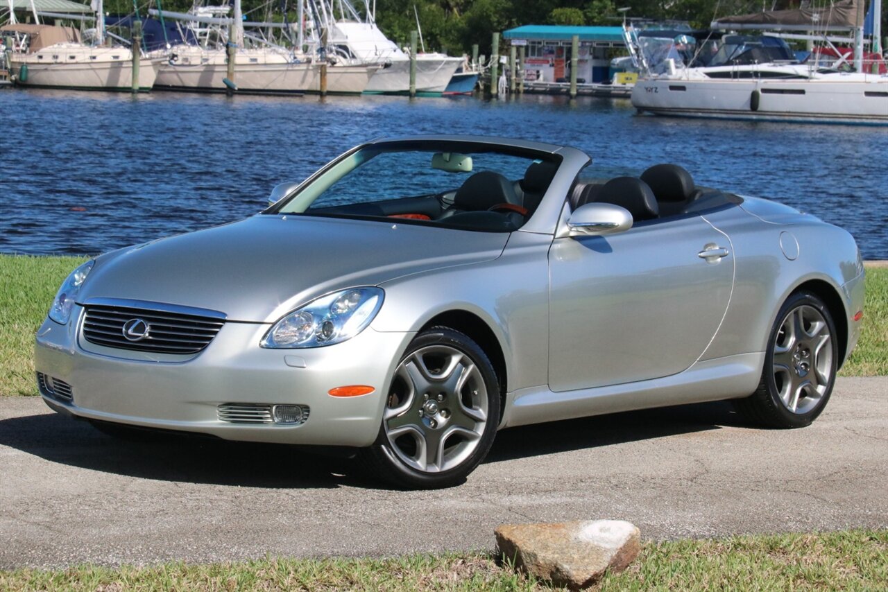 2005 Lexus SC 430's photo