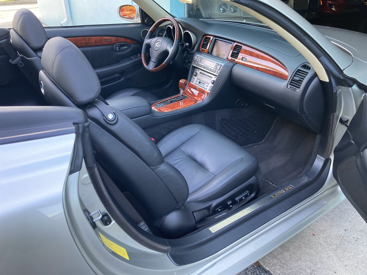 2005 Lexus SC 430 - Photo 17 - Stuart, FL 34997