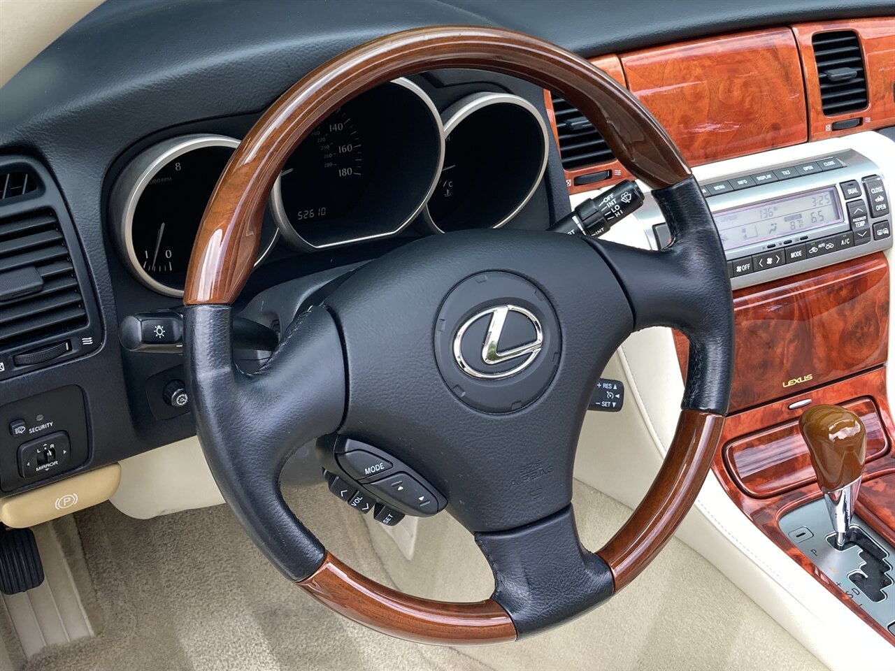 2007 Lexus SC 430   - Photo 16 - Stuart, FL 34997