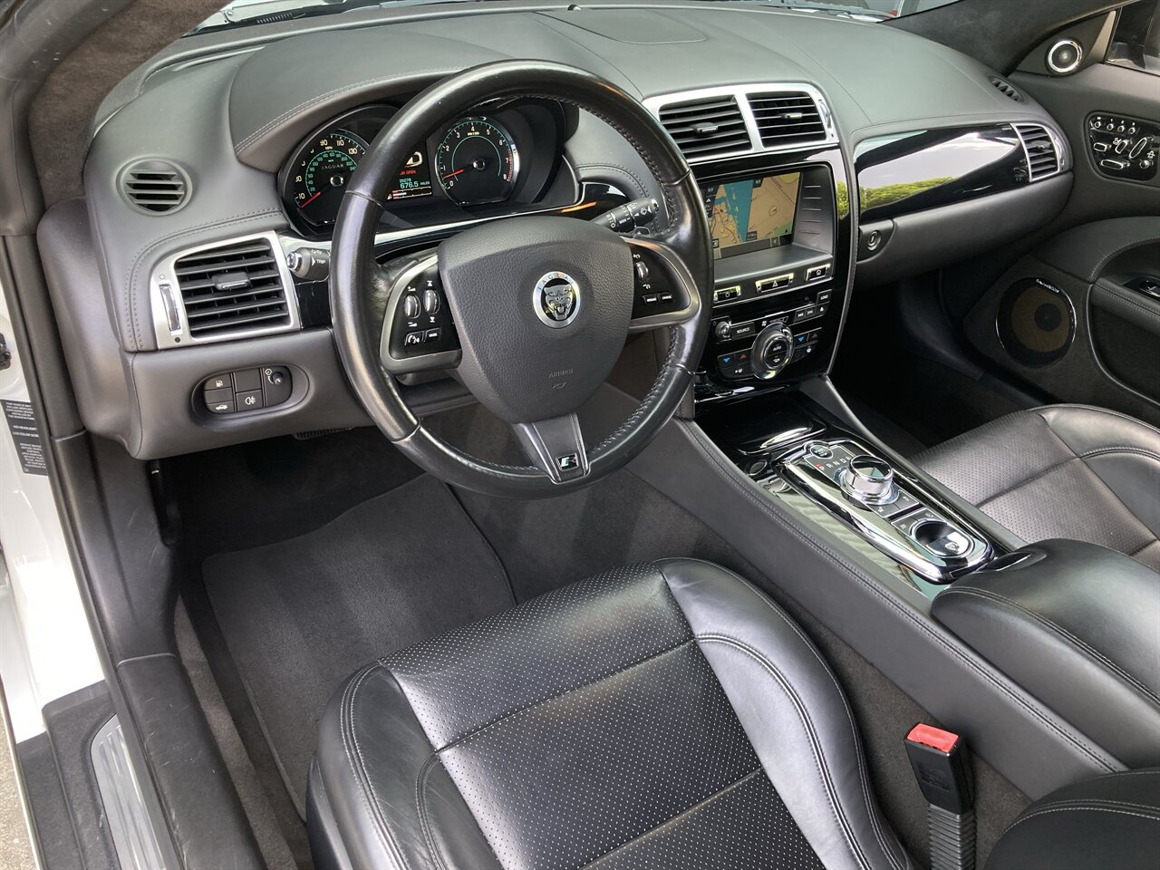 2013 Jaguar XK XKR   - Photo 18 - Stuart, FL 34997