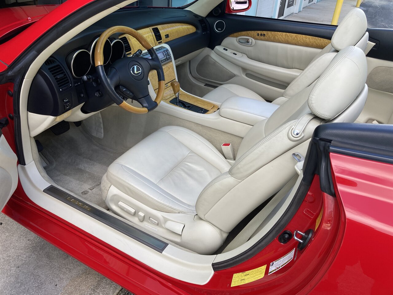 2005 Lexus SC 430   - Photo 14 - Stuart, FL 34997