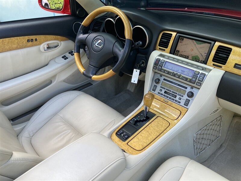 2005 Lexus SC 430