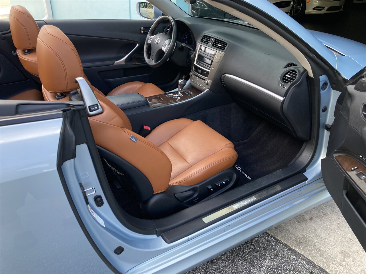 2012 Lexus IS 250C   - Photo 19 - Stuart, FL 34997