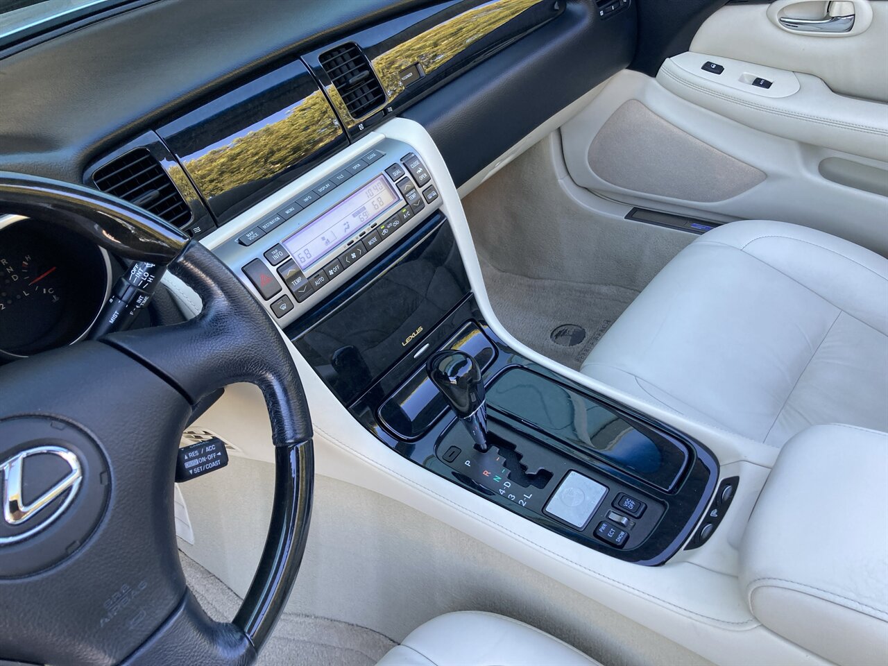 2004 Lexus SC 430   - Photo 23 - Stuart, FL 34997