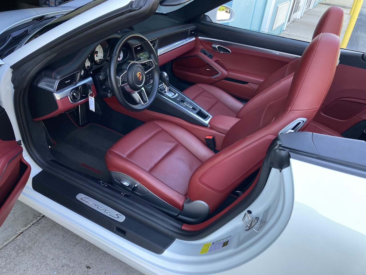 2017 Porsche 911 Carrera S   - Photo 14 - Stuart, FL 34997