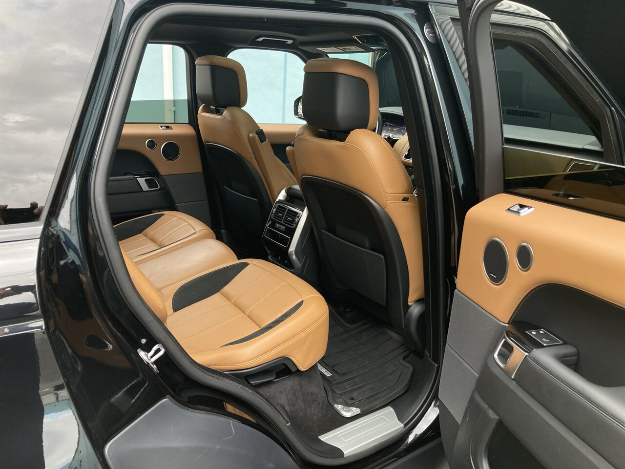 2021 Land Rover Range Rover Sport P525 HSE Dynamic - Photo 21 - Stuart, FL 34997