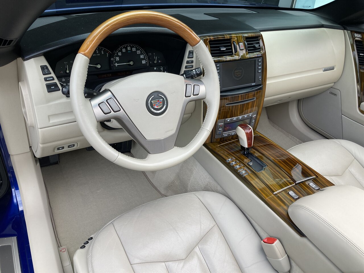 2006 Cadillac XLR   - Photo 18 - Stuart, FL 34997