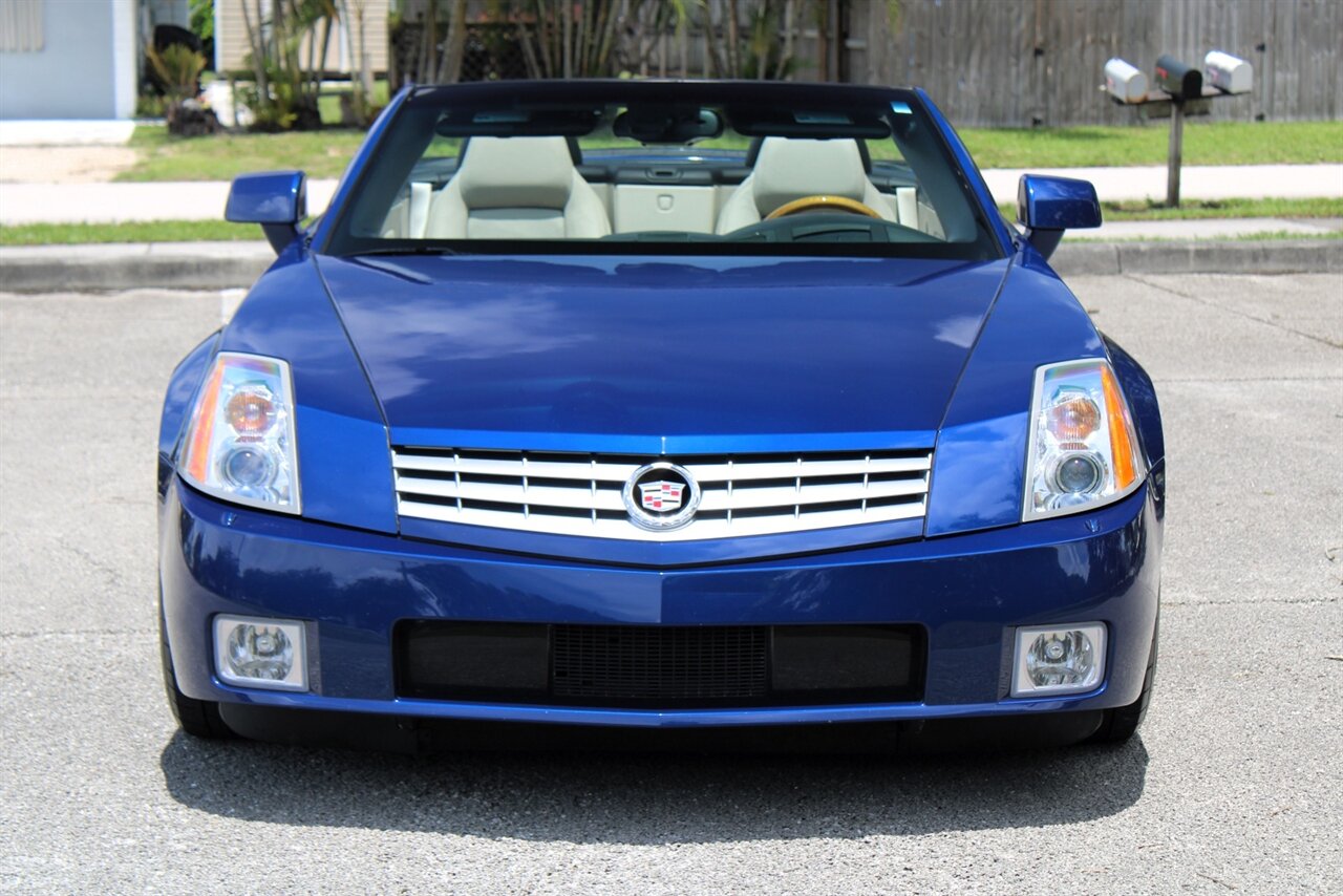 2006 Cadillac XLR   - Photo 8 - Stuart, FL 34997