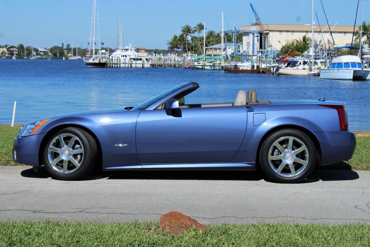 2005 Cadillac XLR   - Photo 5 - Stuart, FL 34997