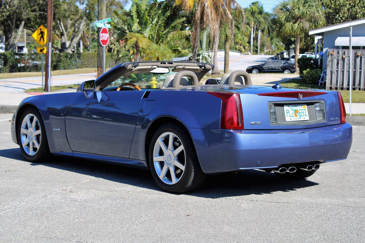 2005 Cadillac XLR   - Photo 11 - Stuart, FL 34997