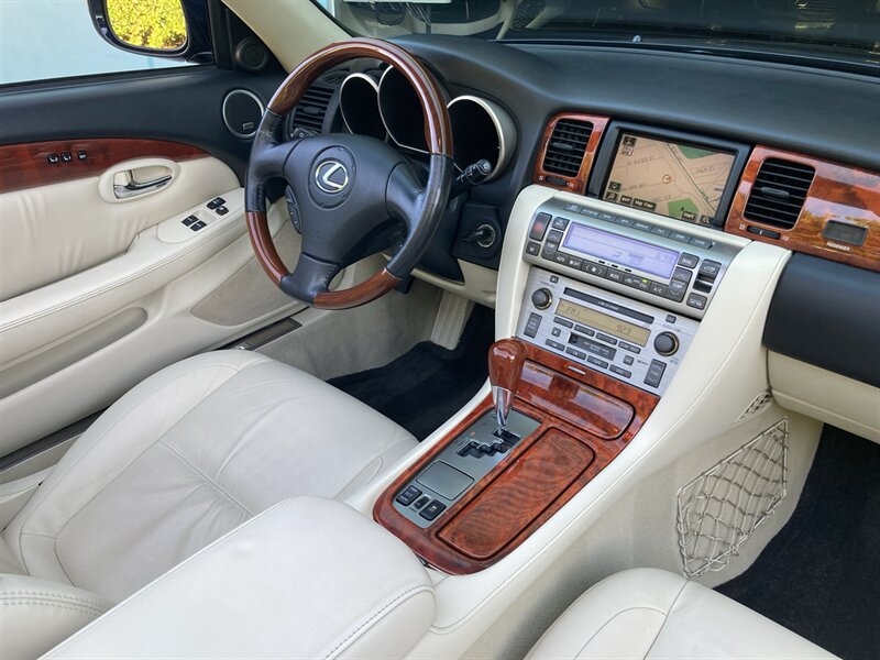 2009 Lexus SC 430  