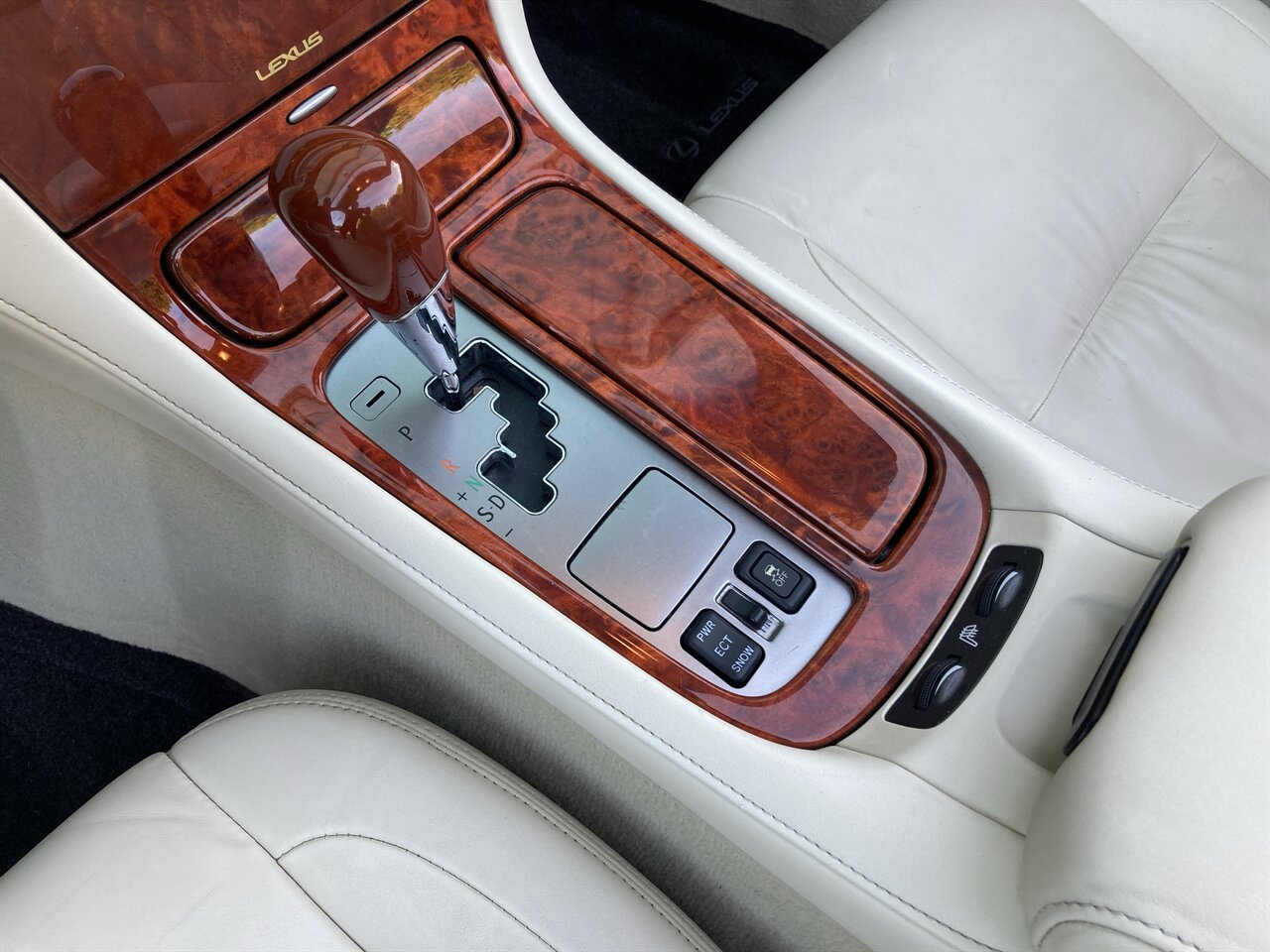 2009 Lexus SC 430 - Photo 27 - Stuart, FL 34997