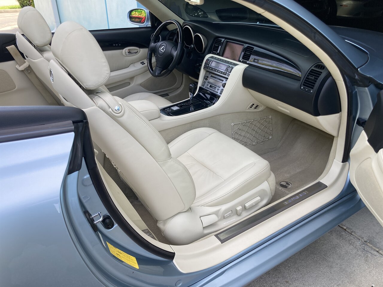2004 Lexus SC 430 - Photo 19 - Stuart, FL 34997