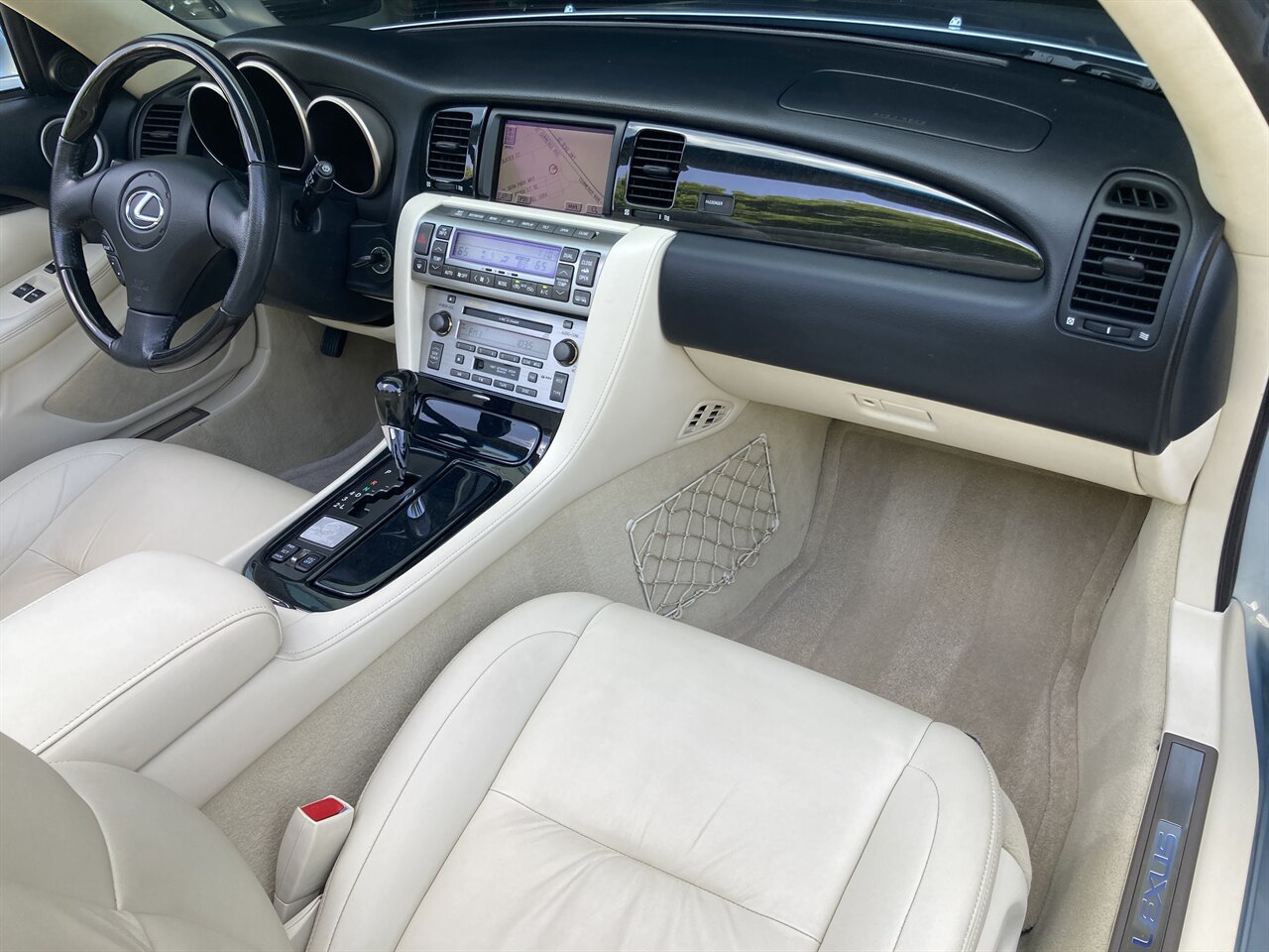 2004 Lexus SC 430 - Photo 21 - Stuart, FL 34997