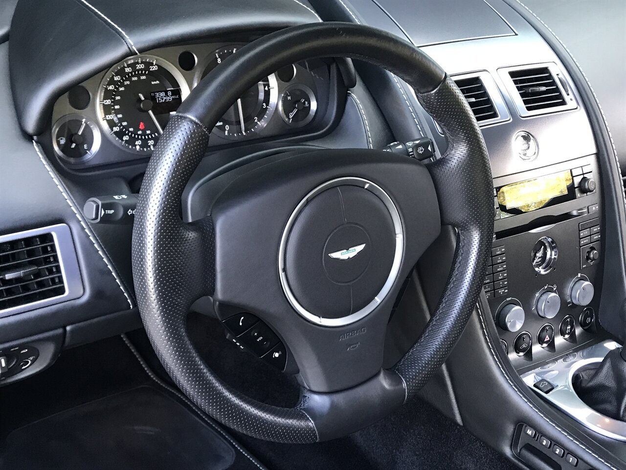 2007 Aston Martin Vantage   - Photo 21 - Stuart, FL 34997