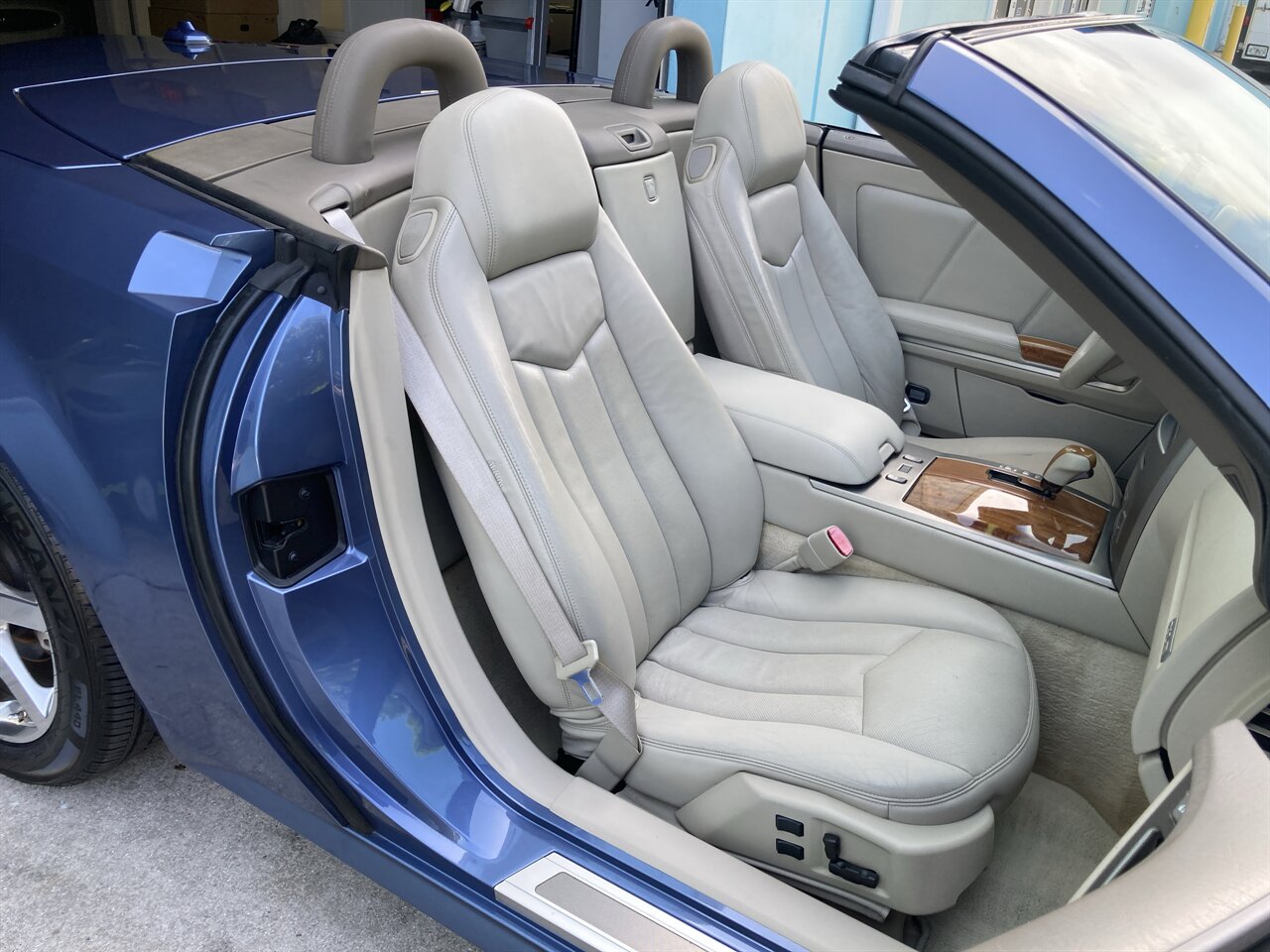2005 Cadillac XLR - Photo 16 - Stuart, FL 34997