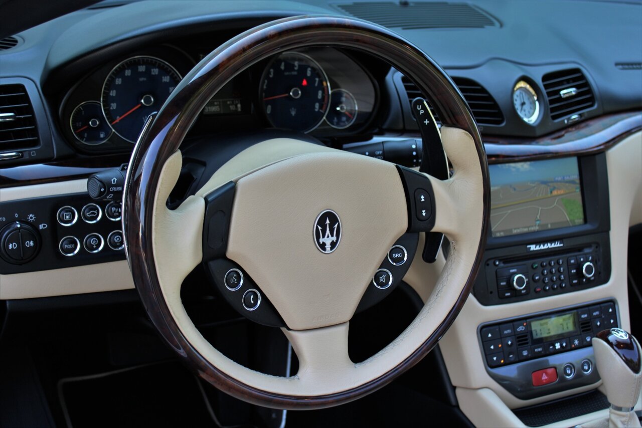 2014 Maserati GranTurismo Convertible   - Photo 23 - Stuart, FL 34997