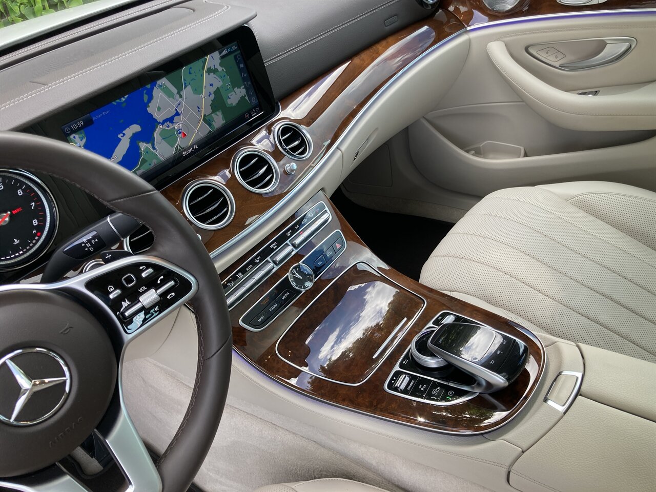 2019 Mercedes-Benz E 450 4MATIC   - Photo 30 - Stuart, FL 34997