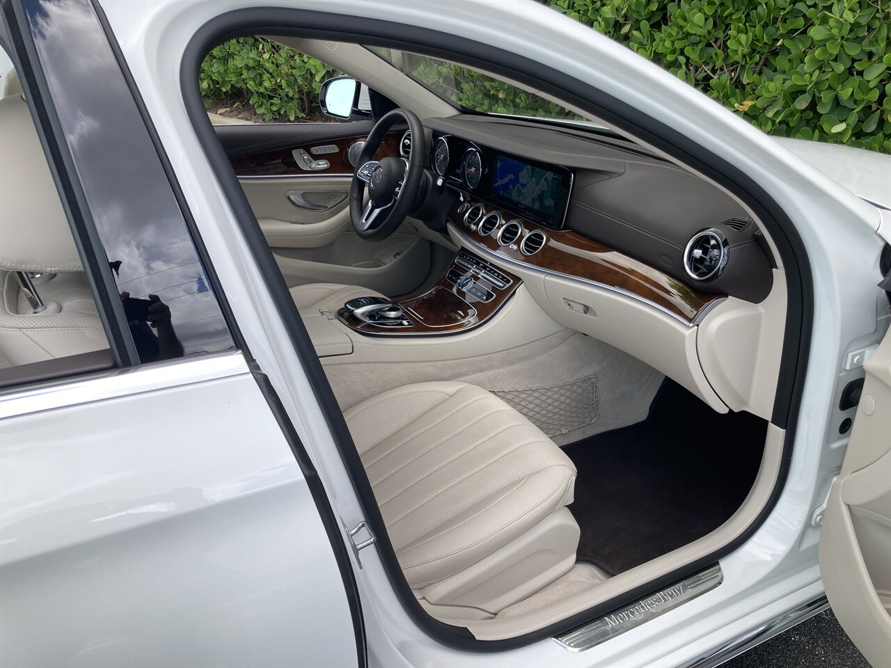 2019 Mercedes-Benz E 450 4MATIC   - Photo 21 - Stuart, FL 34997
