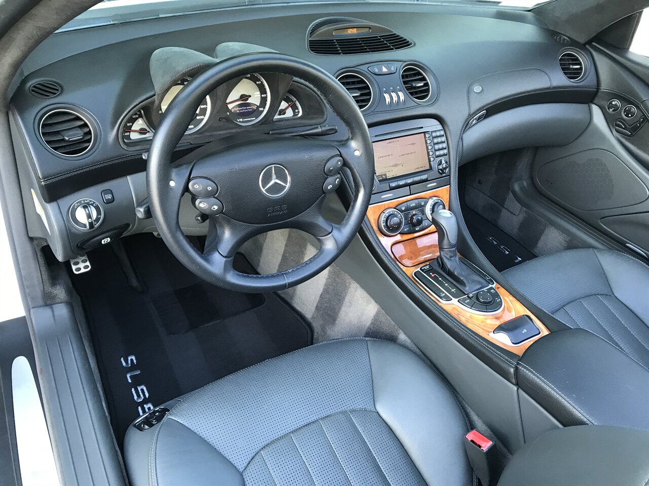 2005 Mercedes-Benz SL 55 AMG   - Photo 20 - Stuart, FL 34997