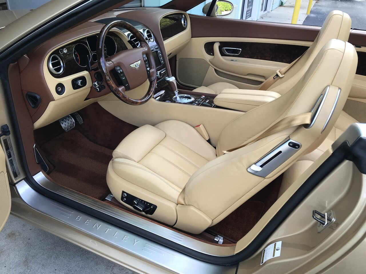 2008 Bentley Continental GTC   - Photo 15 - Stuart, FL 34997