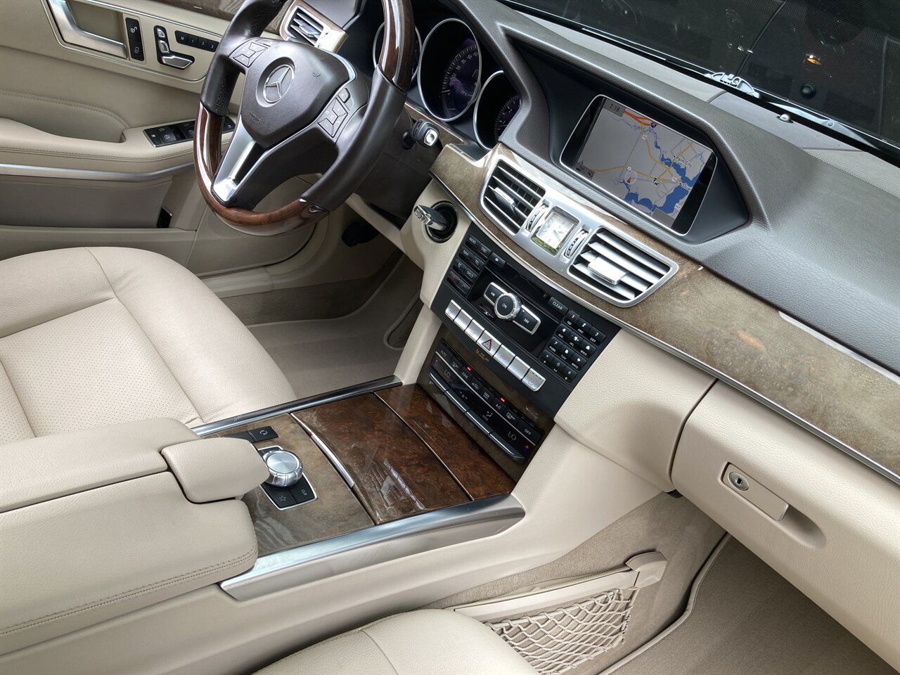 2014 Mercedes-Benz E 350 Luxury 4MATIC - Photo 31 - Stuart, FL 34997