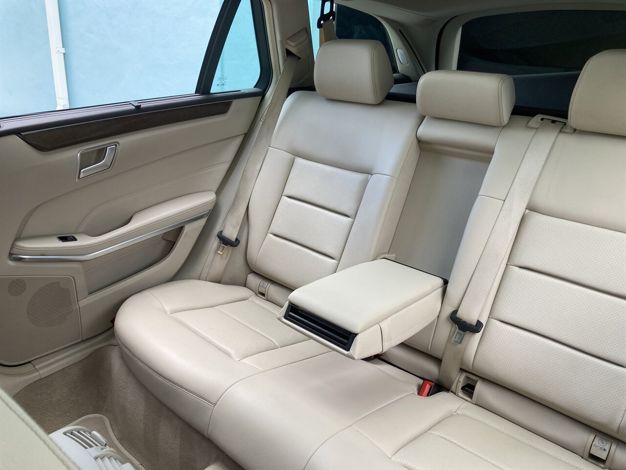 2014 Mercedes-Benz E 350 Luxury 4MATIC - Photo 18 - Stuart, FL 34997