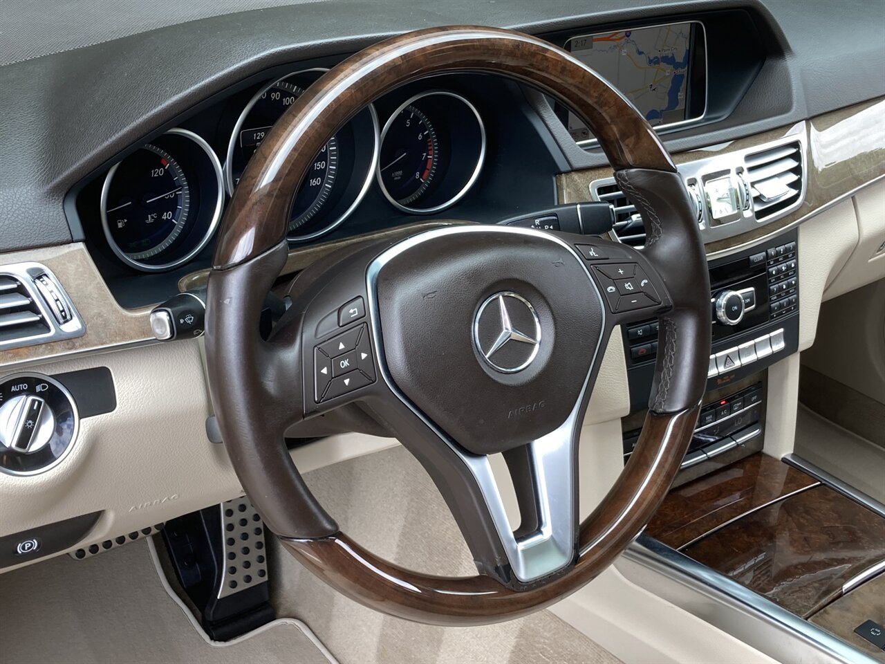 2014 Mercedes-Benz E 350 Luxury 4MATIC - Photo 25 - Stuart, FL 34997