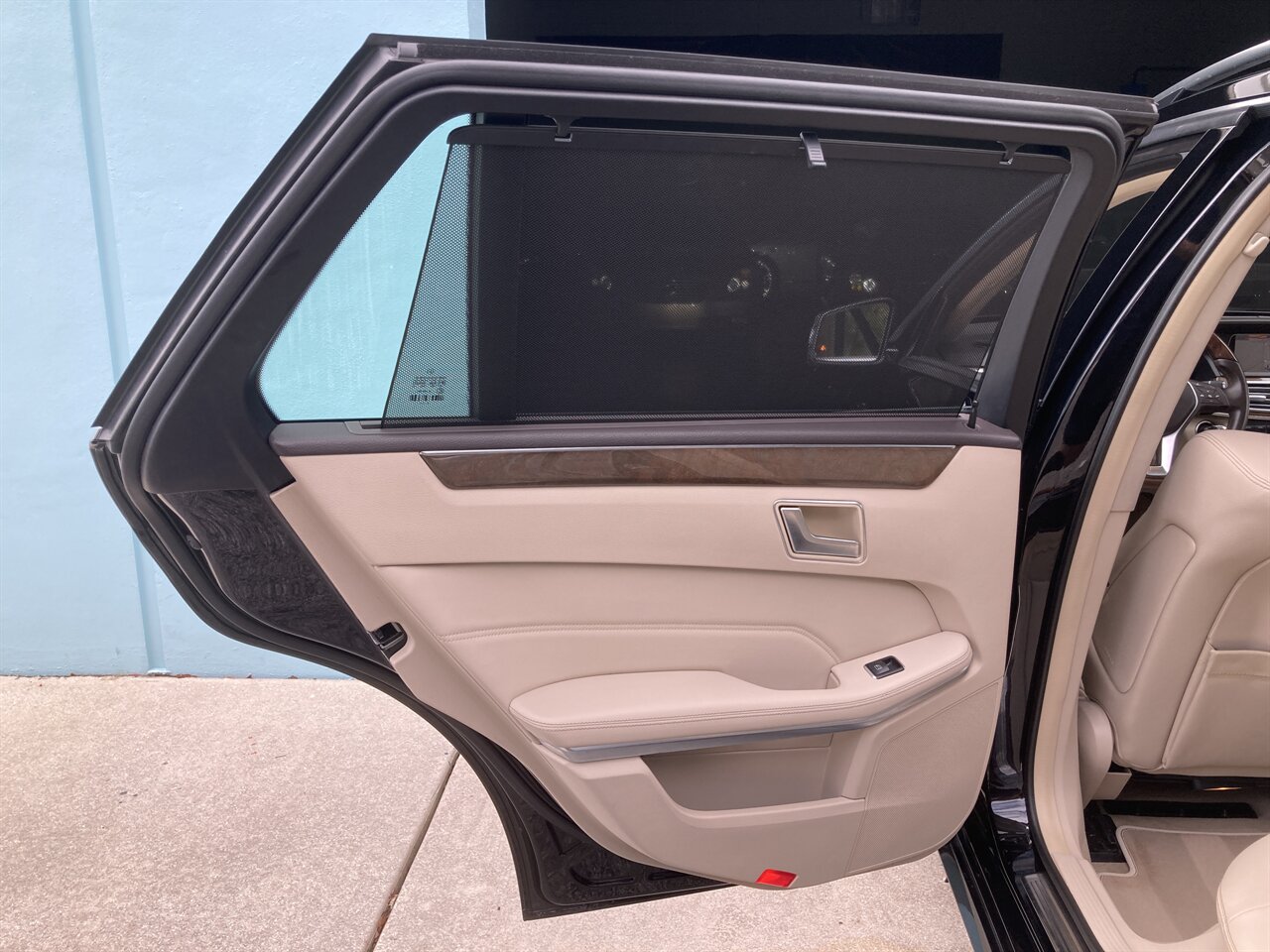 2014 Mercedes-Benz E 350 Luxury 4MATIC - Photo 38 - Stuart, FL 34997