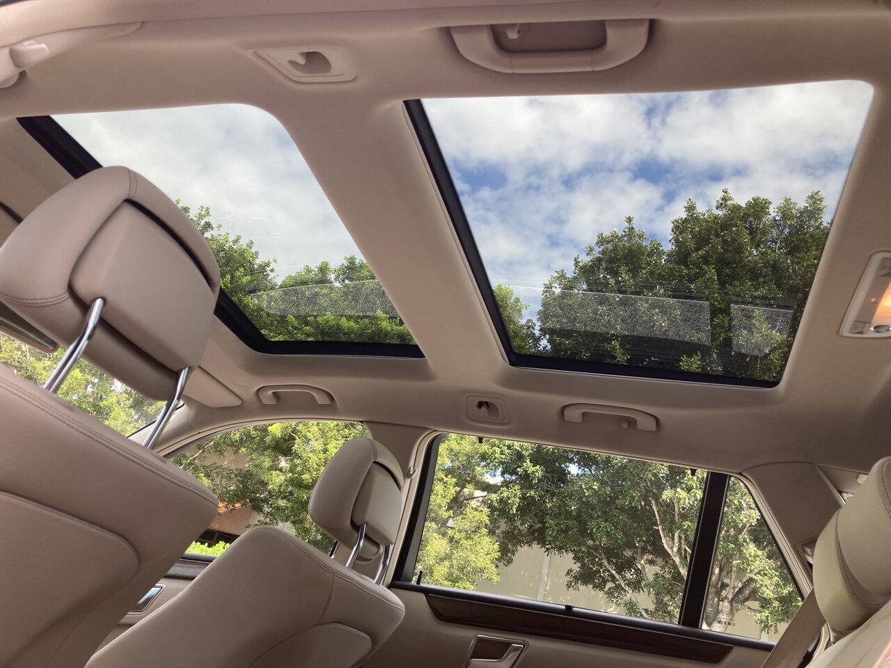 2014 Mercedes-Benz E 350 Luxury 4MATIC - Photo 32 - Stuart, FL 34997