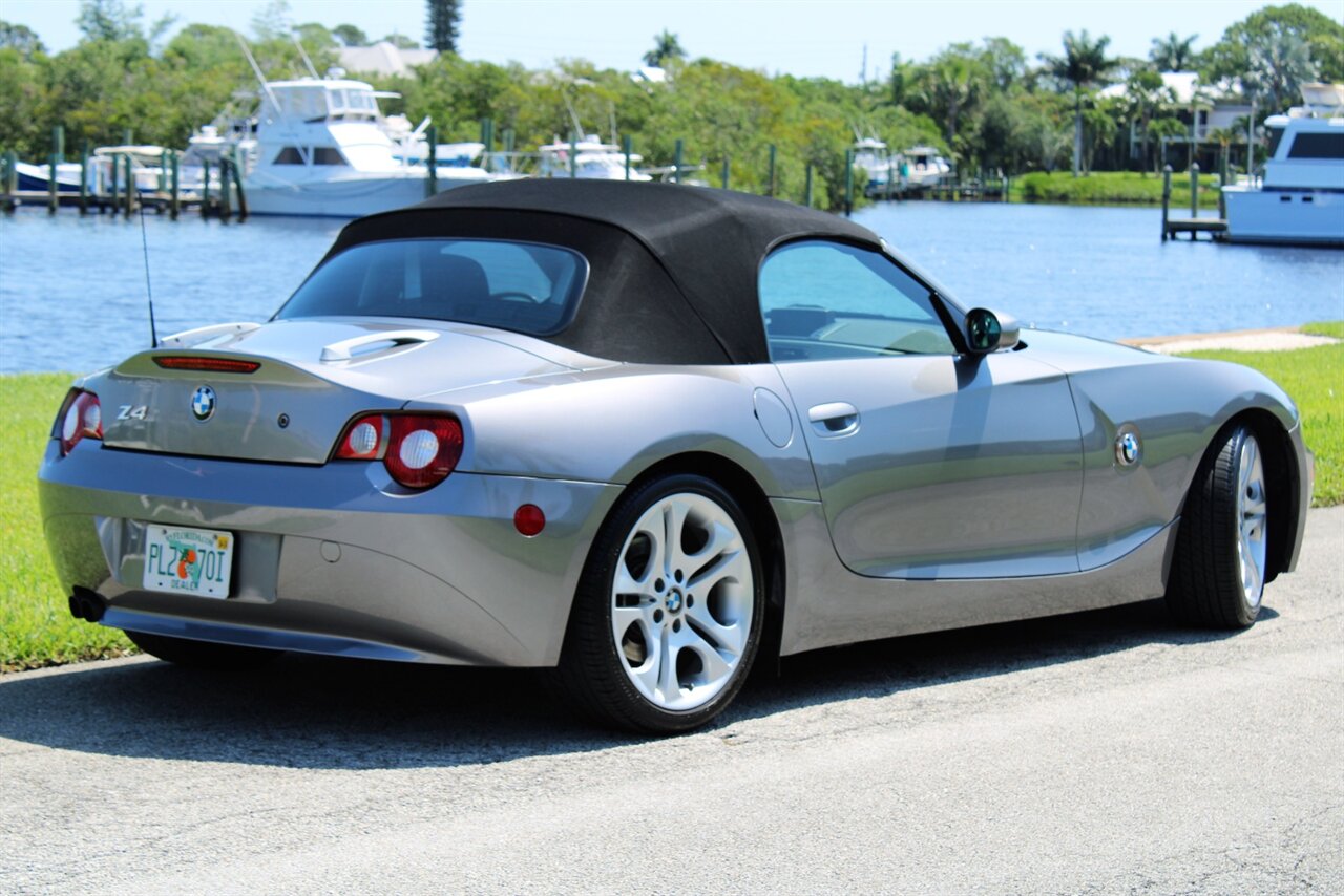 2005 BMW Z4 3.0i   - Photo 3 - Stuart, FL 34997