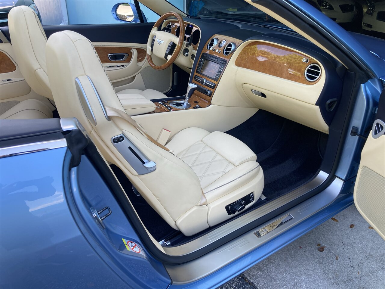 2010 Bentley Continental GTC Speed   - Photo 18 - Stuart, FL 34997