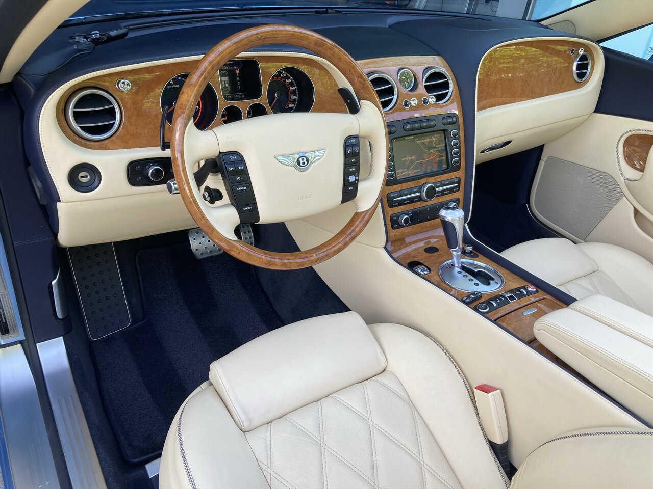 2010 Bentley Continental GTC Speed   - Photo 19 - Stuart, FL 34997