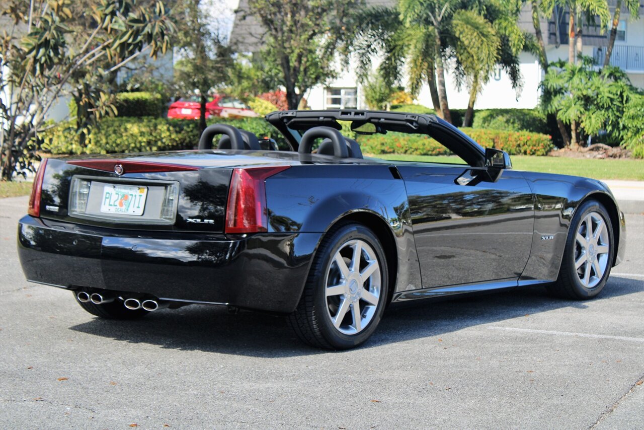 2004 Cadillac XLR   - Photo 13 - Stuart, FL 34997