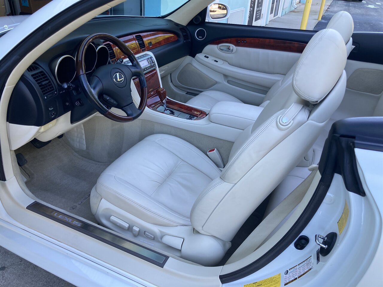 2007 Lexus SC 430 - Photo 14 - Stuart, FL 34997