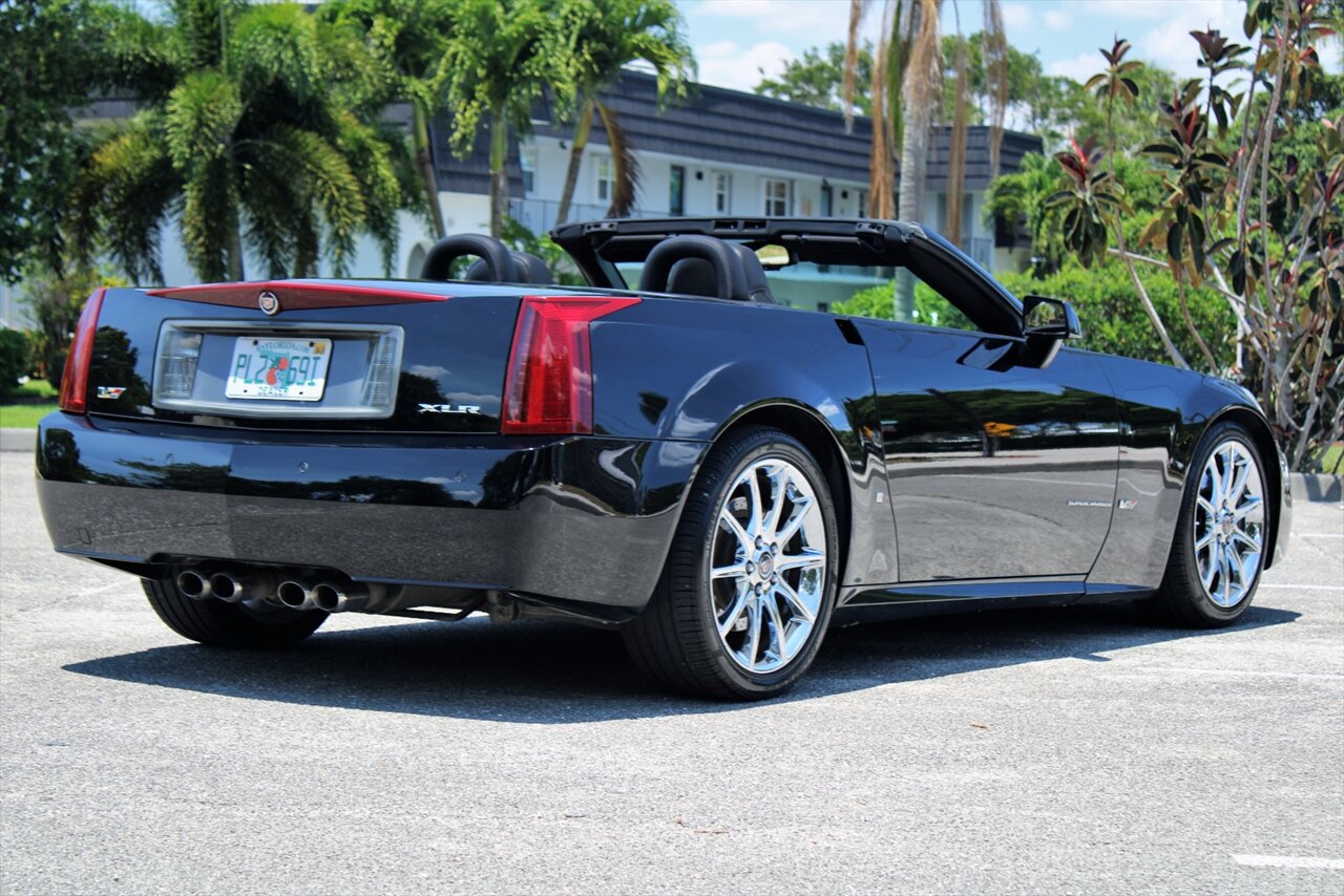 2008 Cadillac XLR-V   - Photo 14 - Stuart, FL 34997