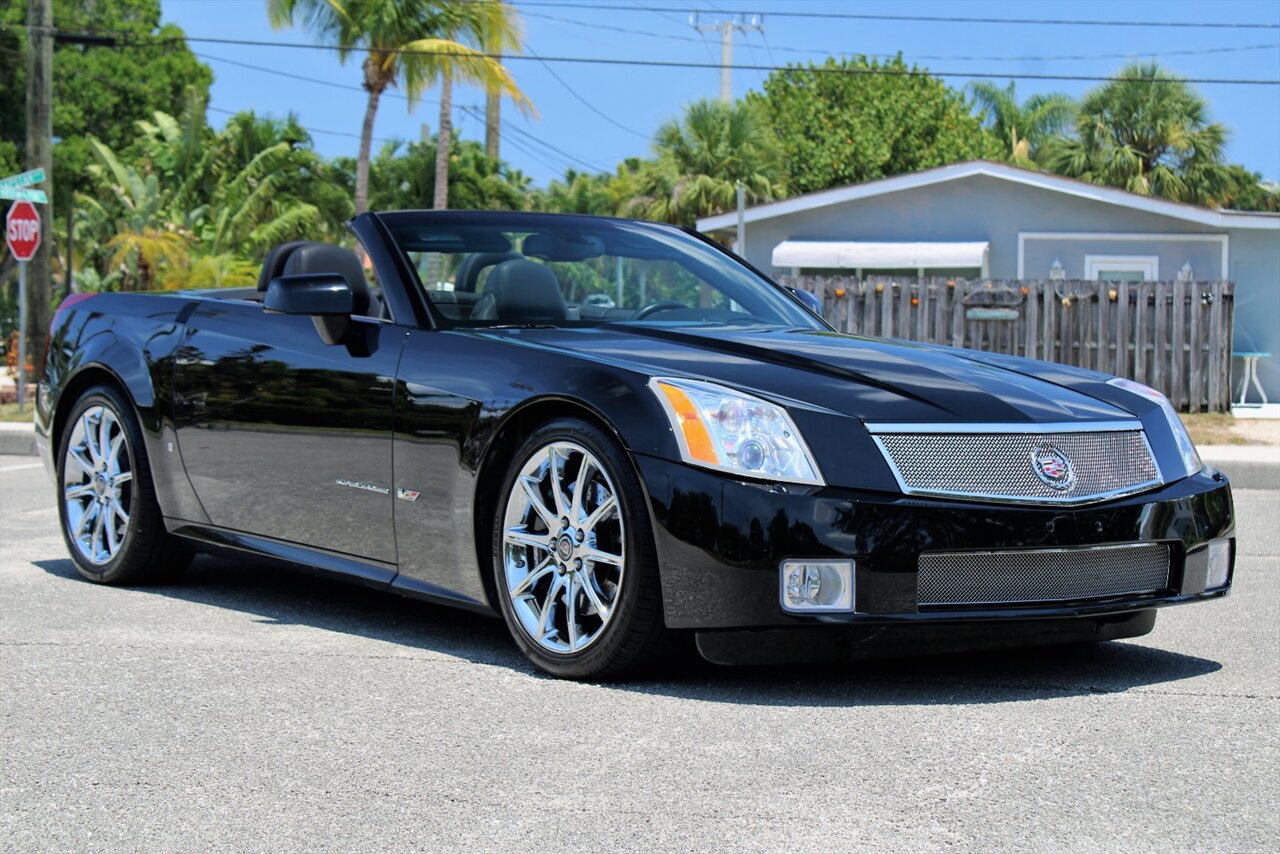 2008 Cadillac XLR-V   - Photo 11 - Stuart, FL 34997