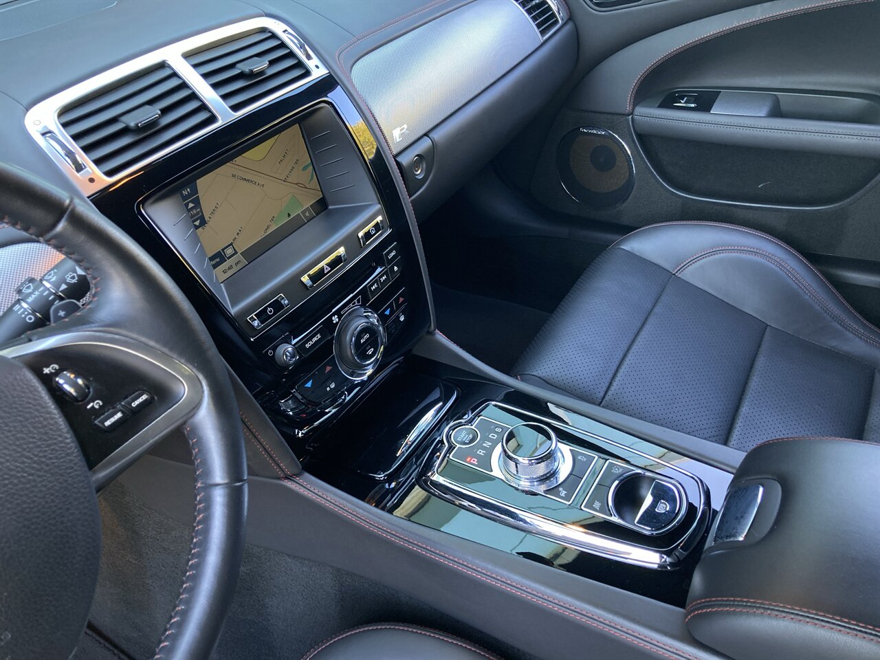 2014 Jaguar XK XKR   - Photo 23 - Stuart, FL 34997