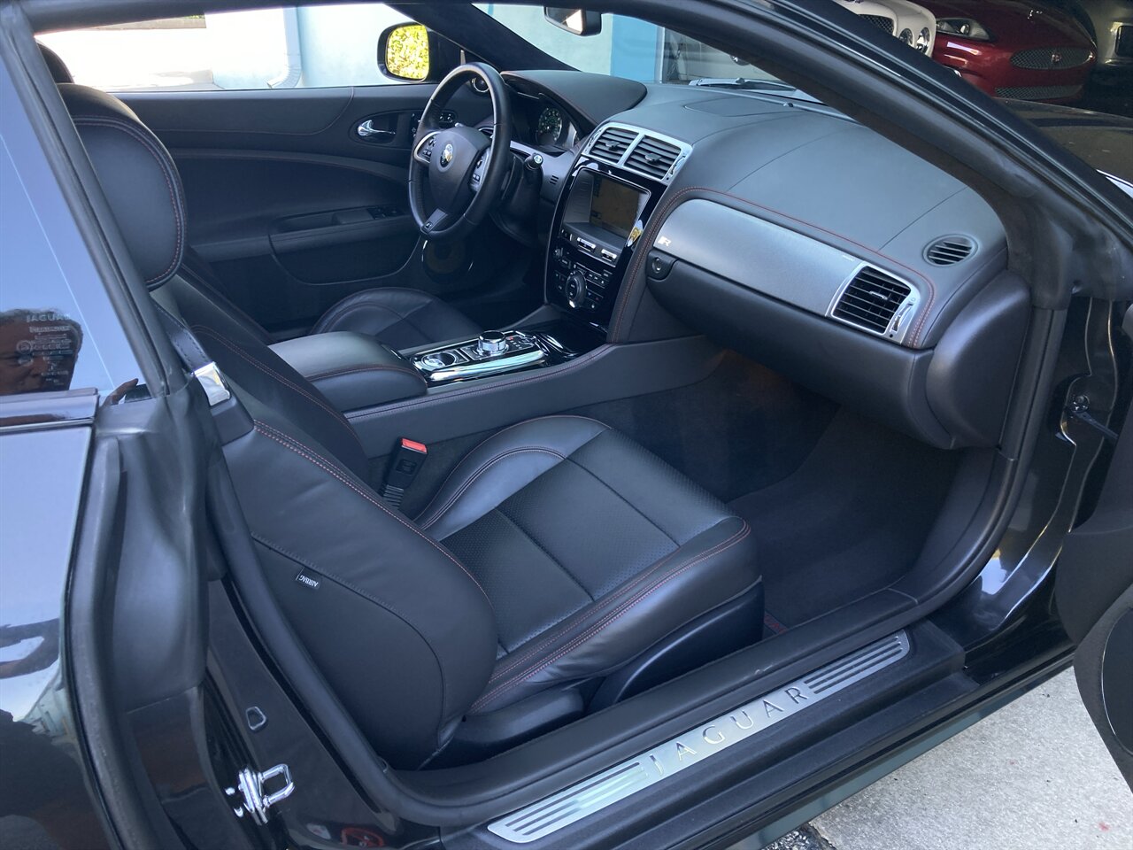 2014 Jaguar XK XKR   - Photo 17 - Stuart, FL 34997